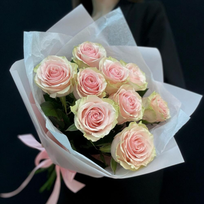 Букет из 9 розовых роз – нежность в каждом лепестке Усолье-Сибирское Иркутская область
