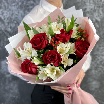 Букет «Нуар» – контраст страсти и нежности Усолье-Сибирское Иркутская область